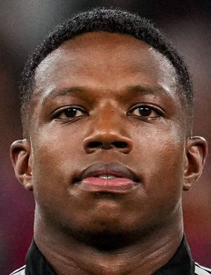 Маласия, Тирелл