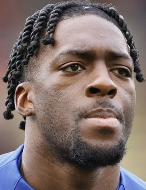 Дисаси, Аксель